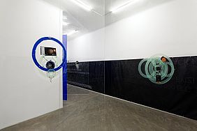 TRANZSCENDENTEAOQ 5.4.3.D = METODIKA = INTELIGENTEAOQ, 2012. Courtesy: Galerie Emanuel Layr (Wien).