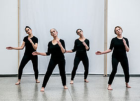 Open Practice of the Noa Eshkol Chamber Dance Group, 2012. Exhibition: Sharon Lockhart | Noa Eshkol, Thyssen-Bornemisza Art Contemporary – Augarten, 2012. Photo: Katarina Balgavy / TBA21, 2012